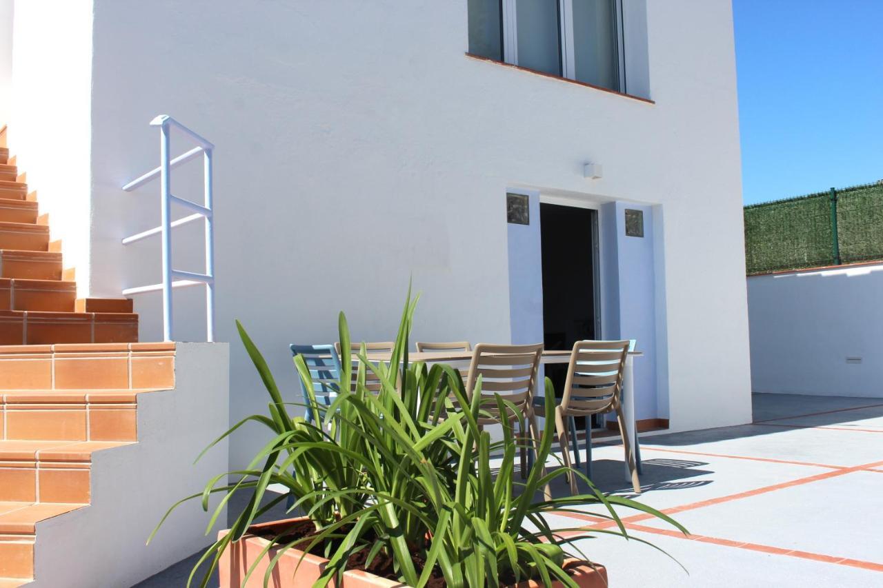 Villa La Costa - 3 Apartamentos Turisticos Росас Экстерьер фото